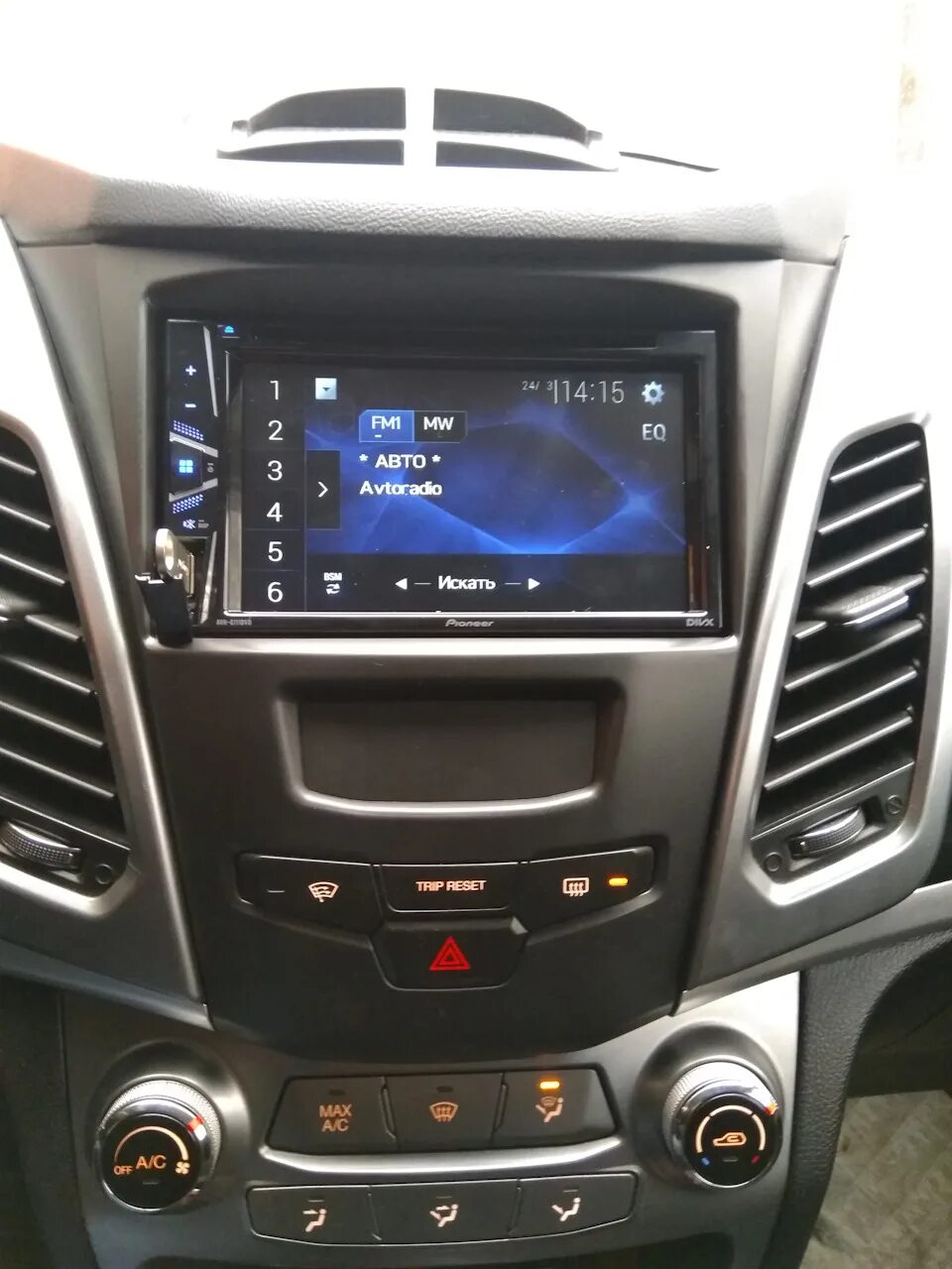 Магнитола актион 2014. Шгу ssangyong actyon 2013. Магнитола 2дин на санг енг актион нью. Магнитола андроид для ссангйонг актион 2014. Магнитола для ссангйонг актион нью 2013.