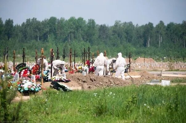 Повторное захоронение в одну могилу через сколько