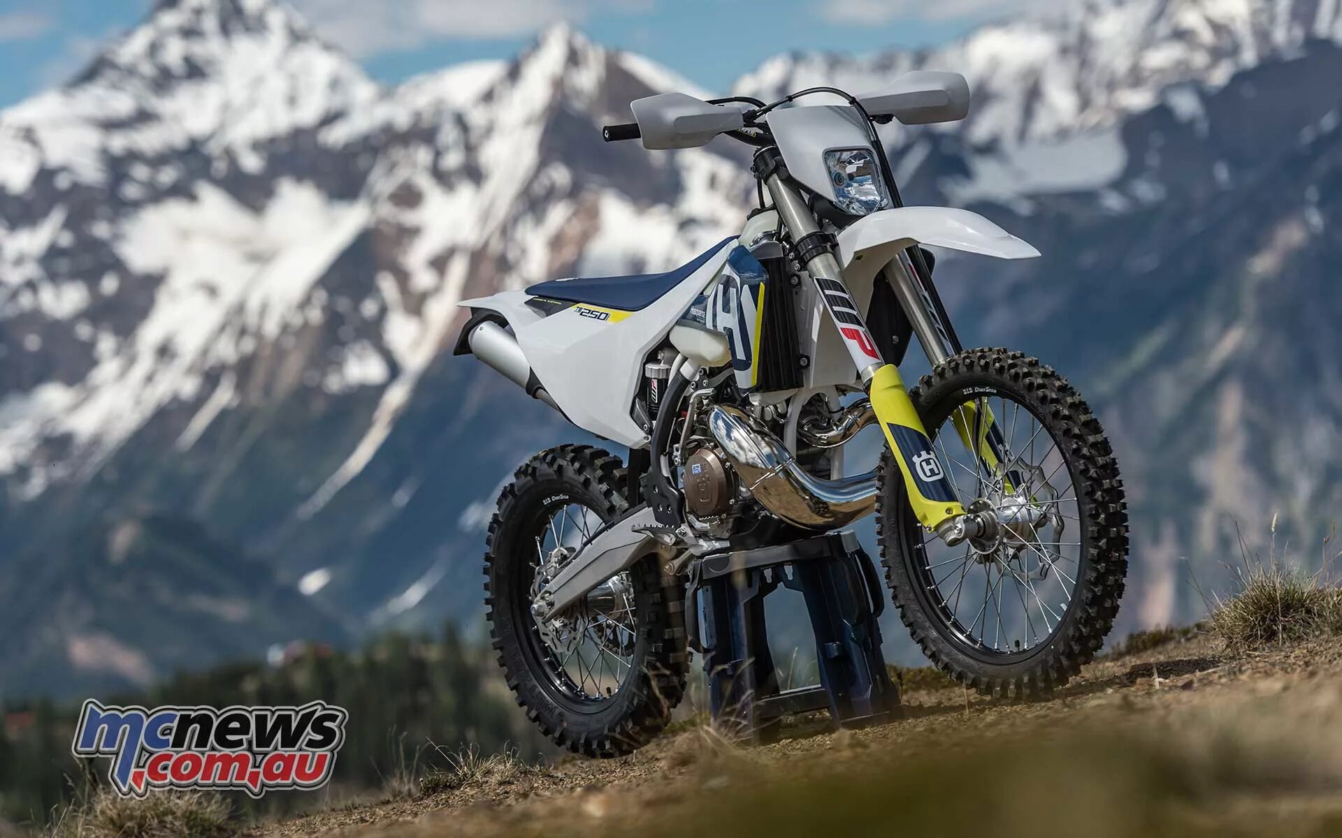 Husqvarna te 300i. Husqvarna te 300 2018. Эндуро Husqvarna 300. Husqvarna te 300 2022.