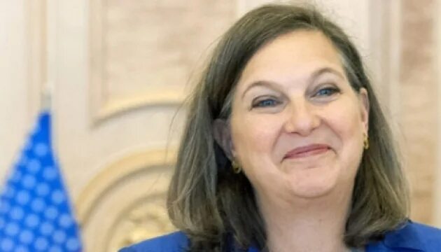 нуланд в молодости фото в купальнике