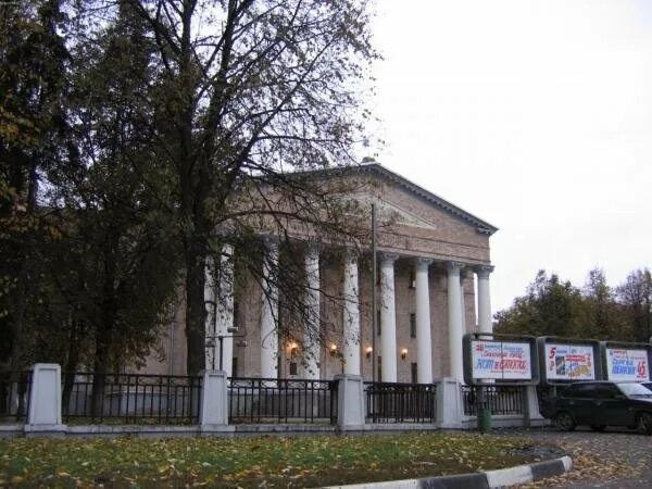 центральная детская библиотека жуковский. фрунзе 21 краснотурьинск. фрунзе 28 фото. 28 мук «дворец культуры». дворец жуковского челябинск.