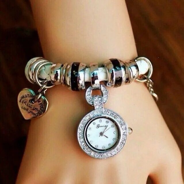 Часы браслет пандора. Pandora часы с браслетом. Часы Пандора оригинал. Шарм часы на браслет Пандора. Пандора часы женские с браслетом наручные.
