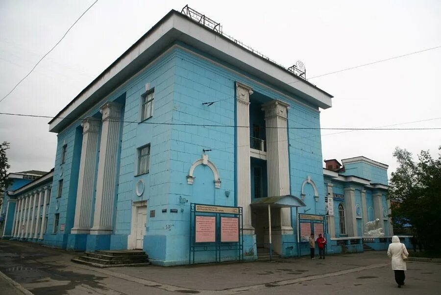 дк моряков виндавская ул 2. улица двинская дк моряков. дом культуры моряков. дк моряков мурманск здание. дворца культуры моряков на виндавской улице.