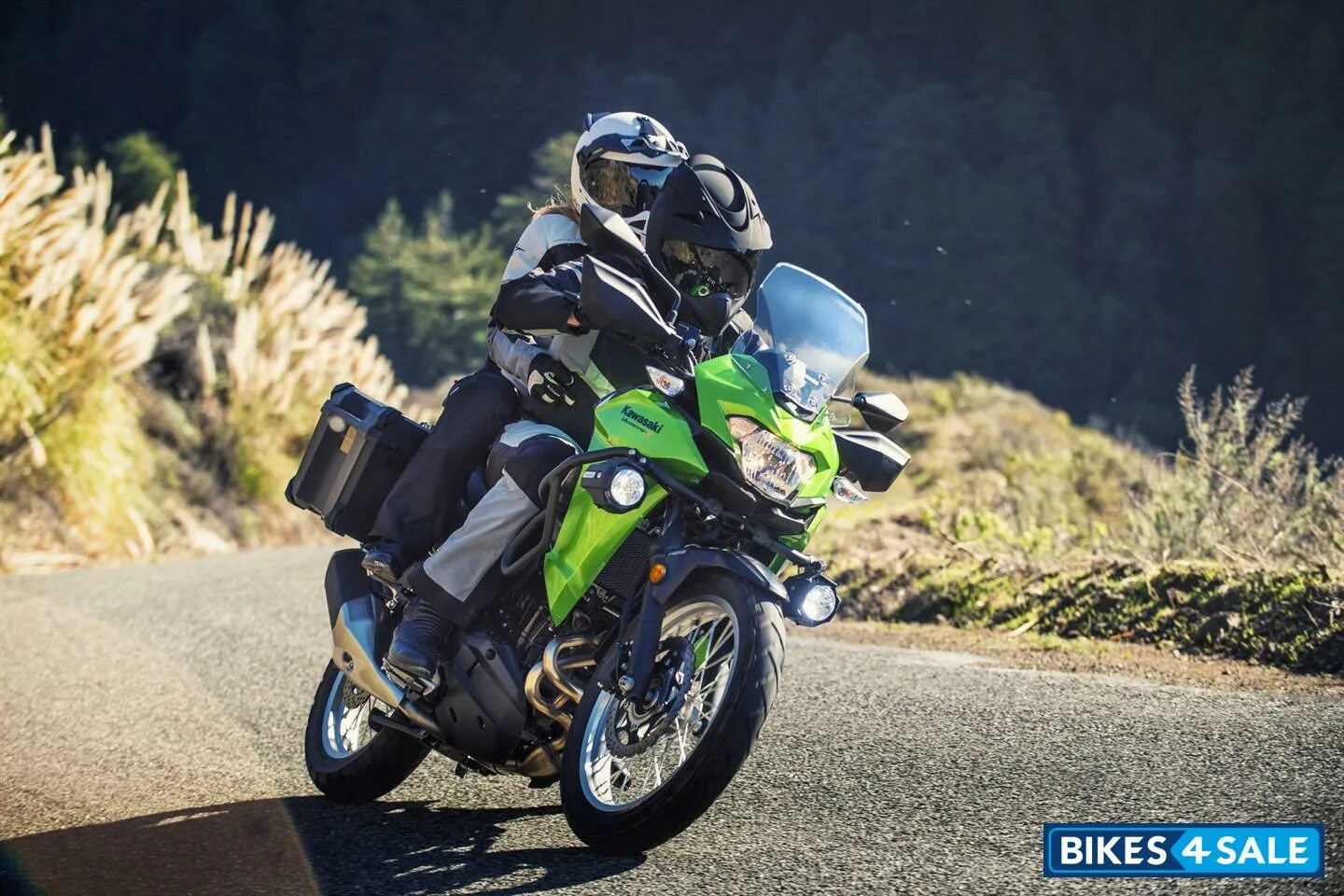Кавасаки версус 300. Kawasaki versys-x 300. kawasaki versys. versys 300. кавасаки 300 эндуро.