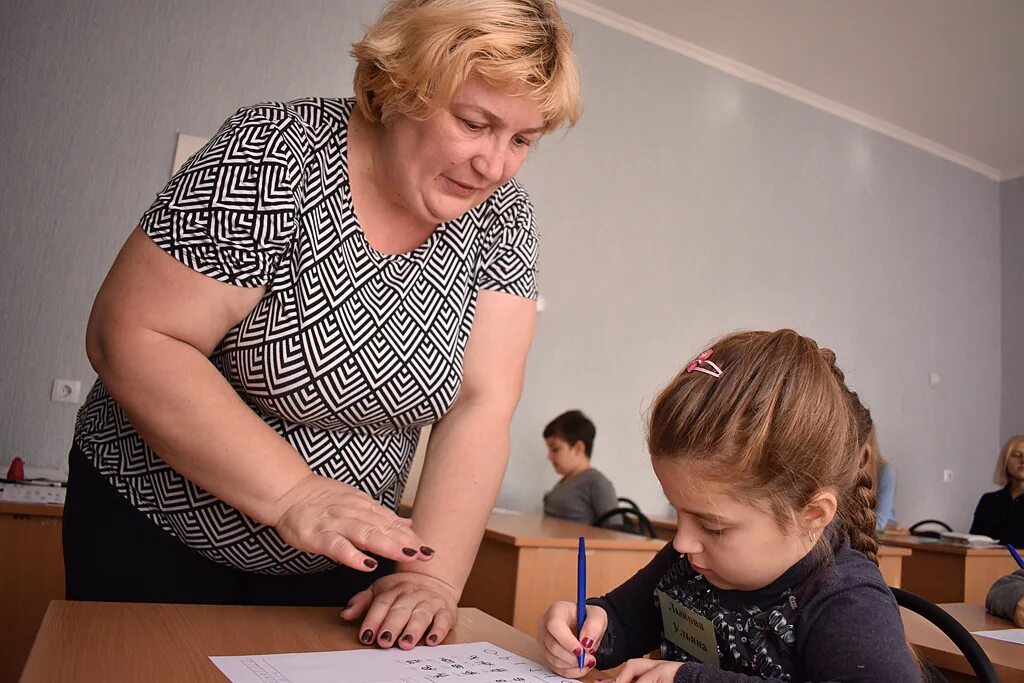 Логопед в школу вакансии. Логопед в школе. Таганрогский институт имени Чехова логопед. Речеград для логопеда.