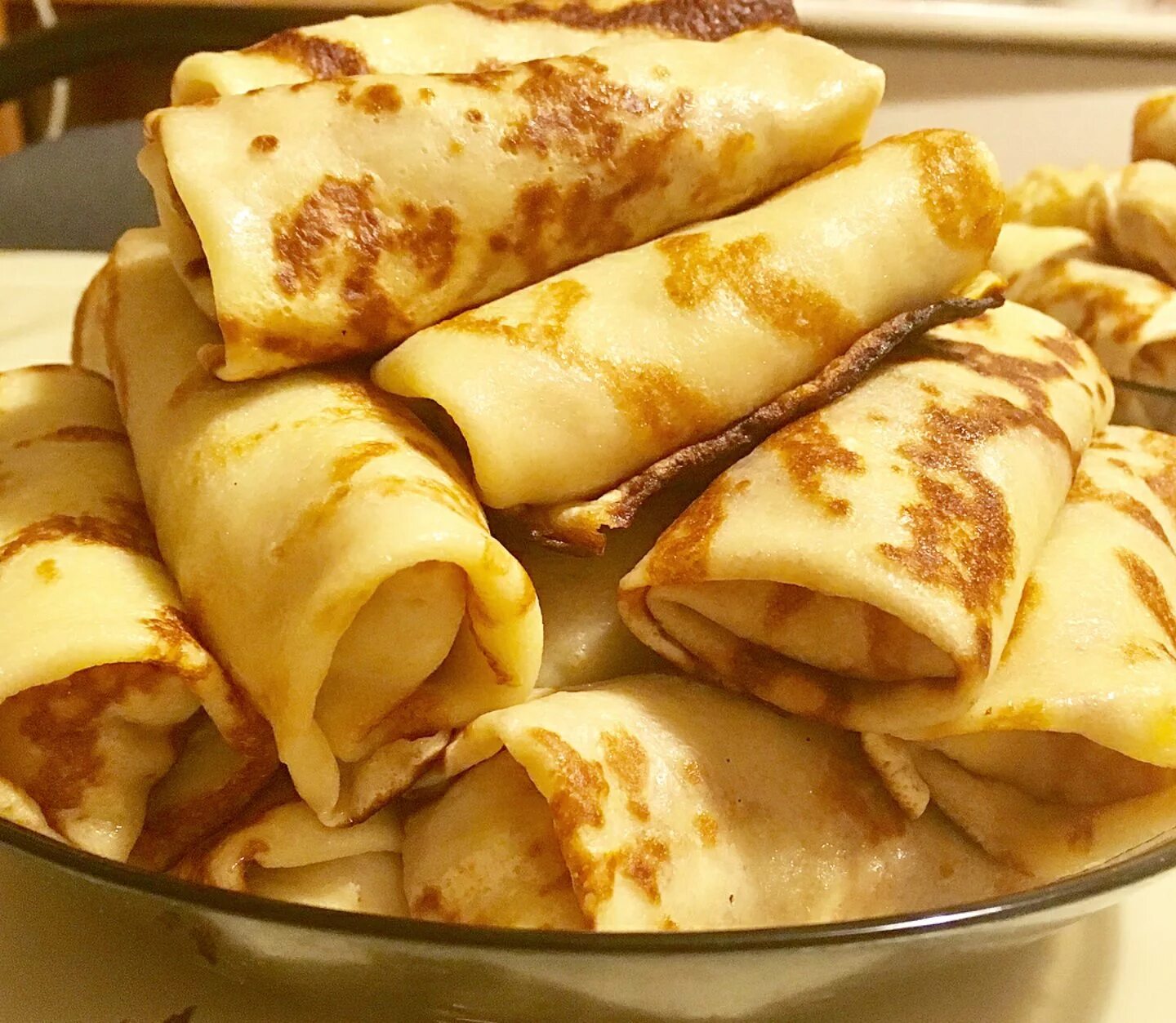 Как приготовить творожную начинку для блинчиков. Блинчики с творогом. Блины с творогом. Начинка для блинов с творогом. Как приготовить творожную начинку для блинчиков.