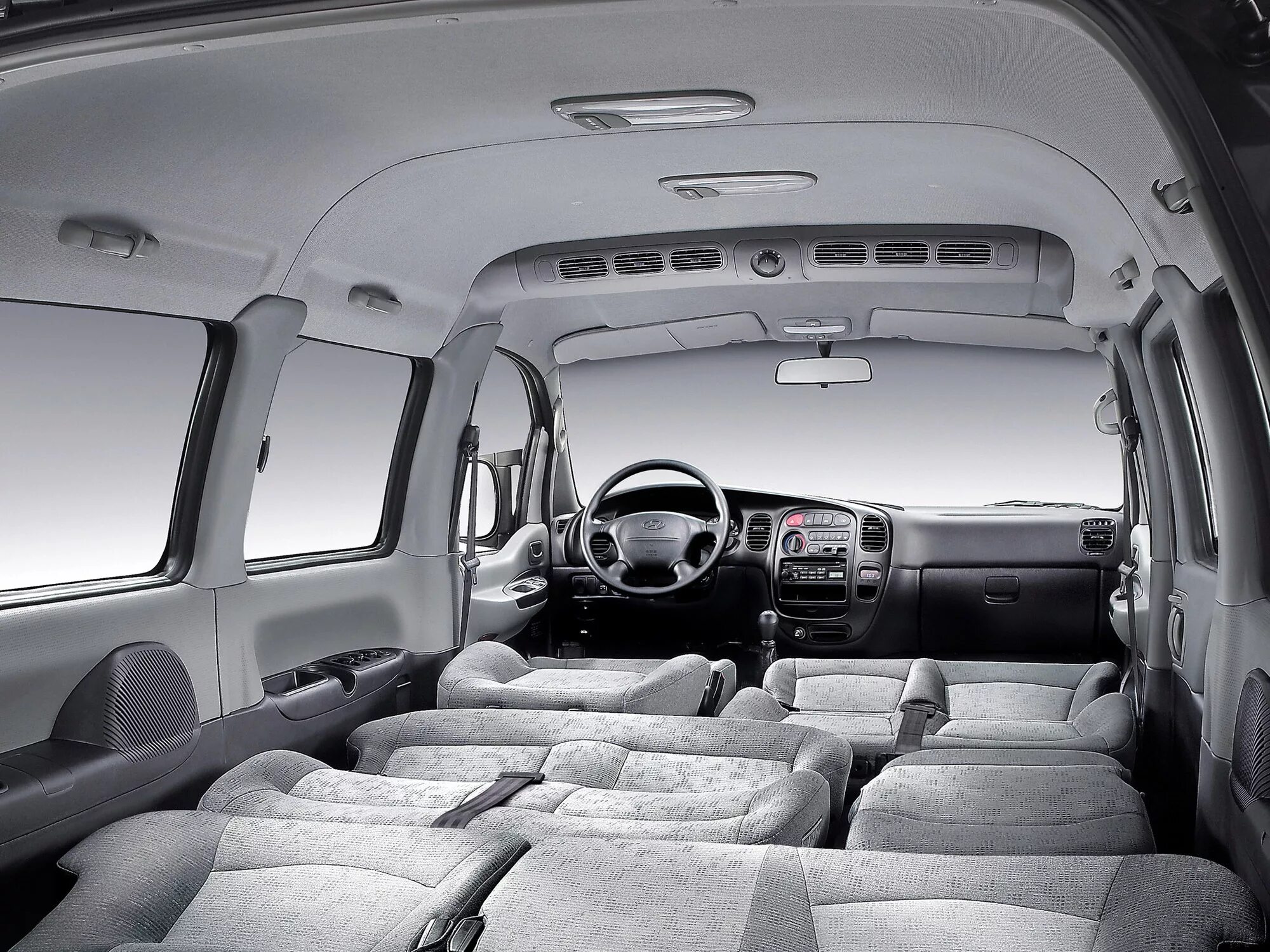 Hyundai starex h1 2001. Hyundai starex (h-1) ii. минивэн hyundai h1. Hyundai grand starex 8 мест. Hyundai starex 2020 багажник.