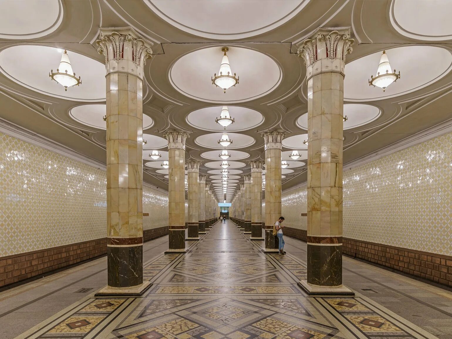 Филевская станция метро. Станция метро филевский парк филевская линия. Метро москвы филевская. Филёвская линия московского метрополитена. Станция кунцевская филевской линии.