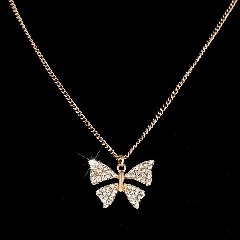 цепочка с бабочками. золотая цепочка с бабочками. цепочка с бабочками. цепочка с бабочками на шею. бижутерия цепочка с бабочкой.
