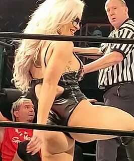 Scarlett Bordeaux has a great ass to say the least. 
