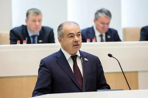 Умаханов
