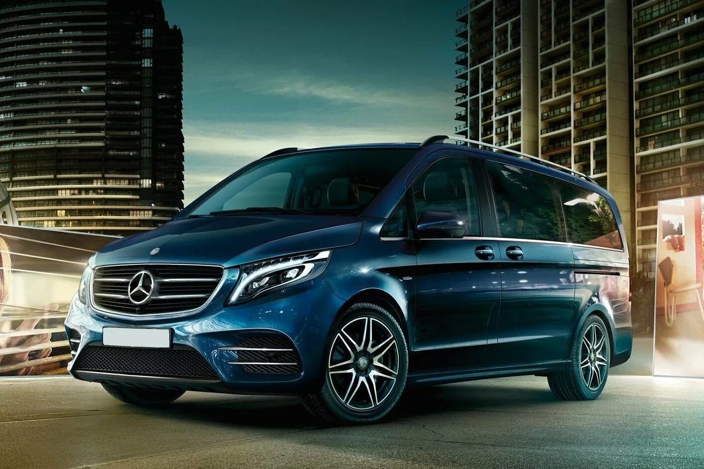 Купить mercedes в класс. Мерседес Бенц 250. Мерседес Viano 2021 новый. Мерседес v250 дизель. Mercedes-Benz v260.