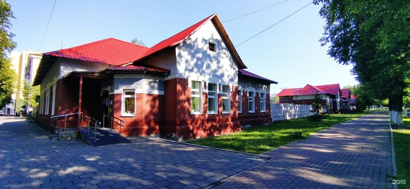 Бульвар 50 лет октября 14 брянск. Ромашина 32 брянск этель. 50 лет октября, 1, бежицкий район, брянск. 50 лет октября брянск. Пятерочка брянск.