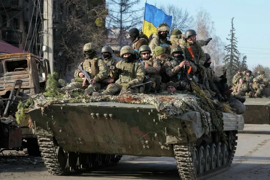 Начало украинского наступления. Украинские войска. Украинские военнослужащие.