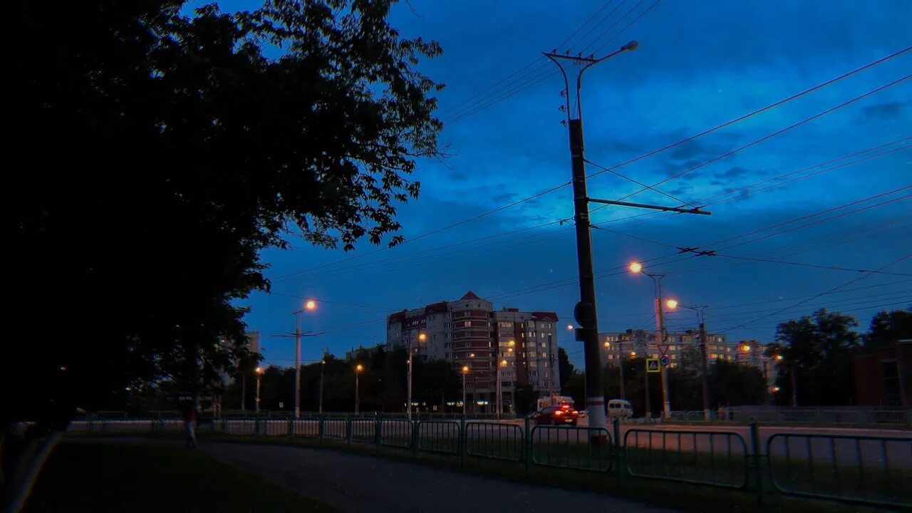 Саранск вечером. Горсвет Саранск. Фонари Саранск. Веселовского 50 Саранск. Вечер 4 3 24