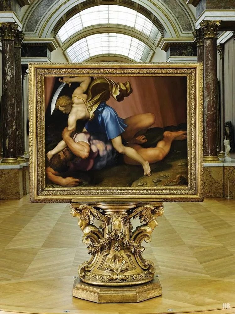 Калорифер в лувре. Галерея Микеланджело Лувр.