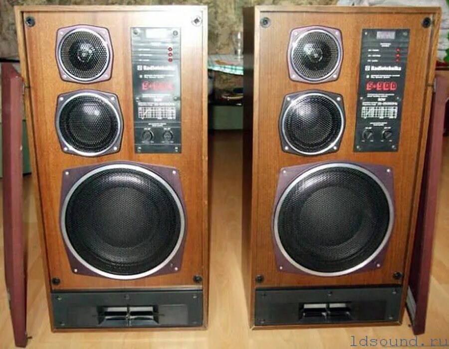 Радиотехника л. Колонки radiotehnika s90. Радиотехника л. У 7111 radiotehnika. Акустические колонки радиотехника s90.