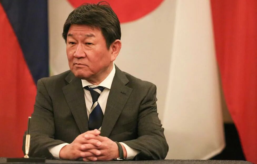 Глава мид японии. Заявил глава мид японии ёсимаса хаяси:. Мид японии ёсимаса хаяси. Тосимицу мотэги. Министр иностранных дел японии сейчас.