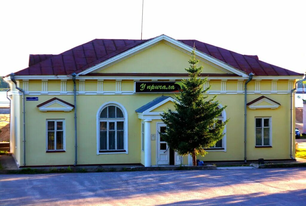 Расписание автобусов городец 117. 108 автобус городец федурино. Улица максима горького городец. Городец улица орджоникидзе, 117. Городецкая роспись мебель.