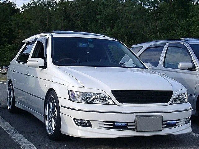 Тойота виста св30 фары. Ходовые огни виста 30. Линзы на toyota vista sv30. Обвес на тойота виста 50. Виста света.