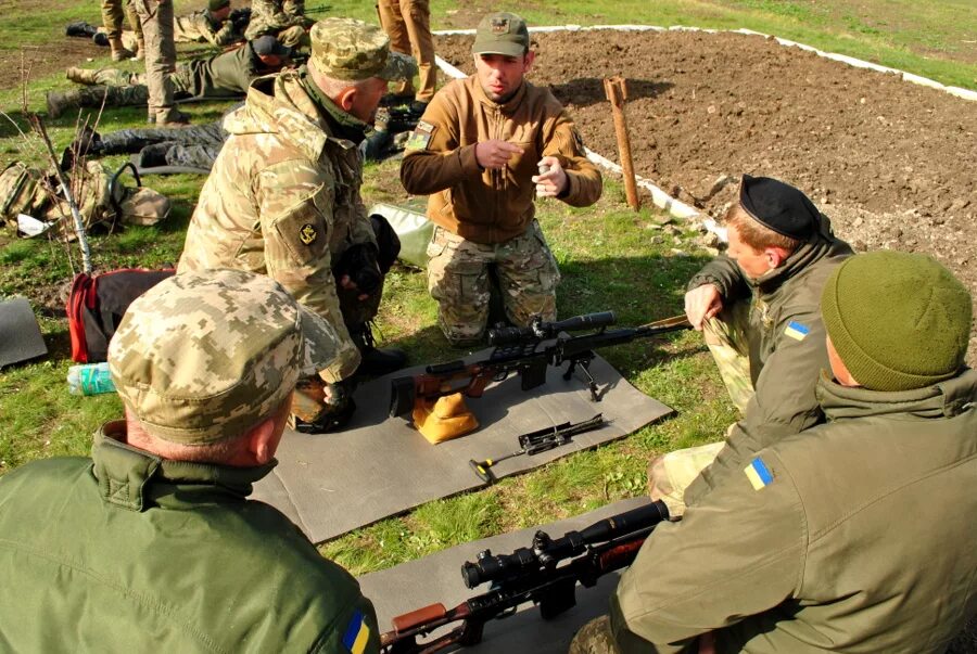 соревнования по стрельбе из снайперской винтовки. курсы снайперов. школа снайперов. снайперы ноак. снайперское подразделение.
