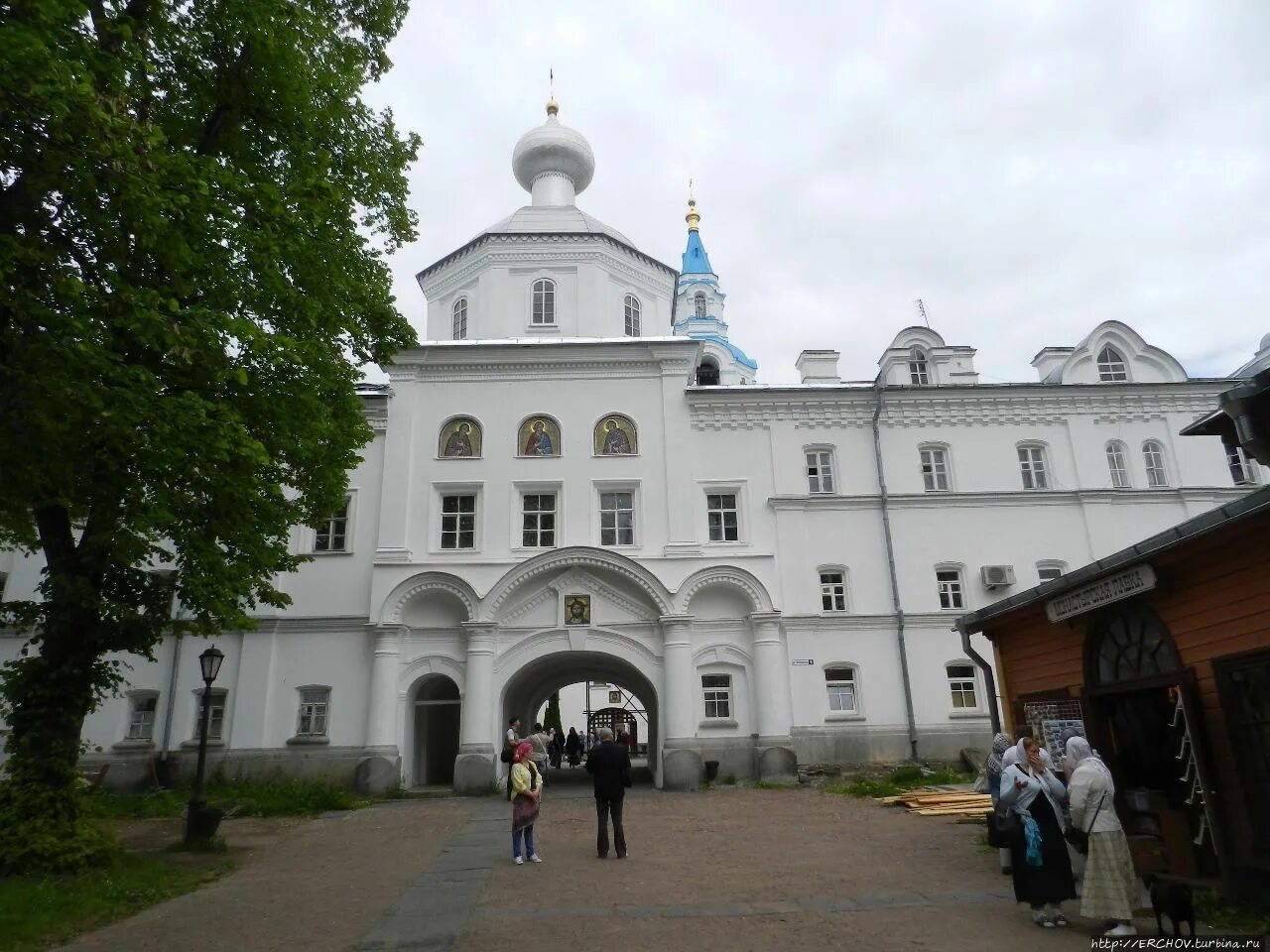 Валаамский монастырь фото. Жизнь Валаамского монастыря. Валаам фото туристов.