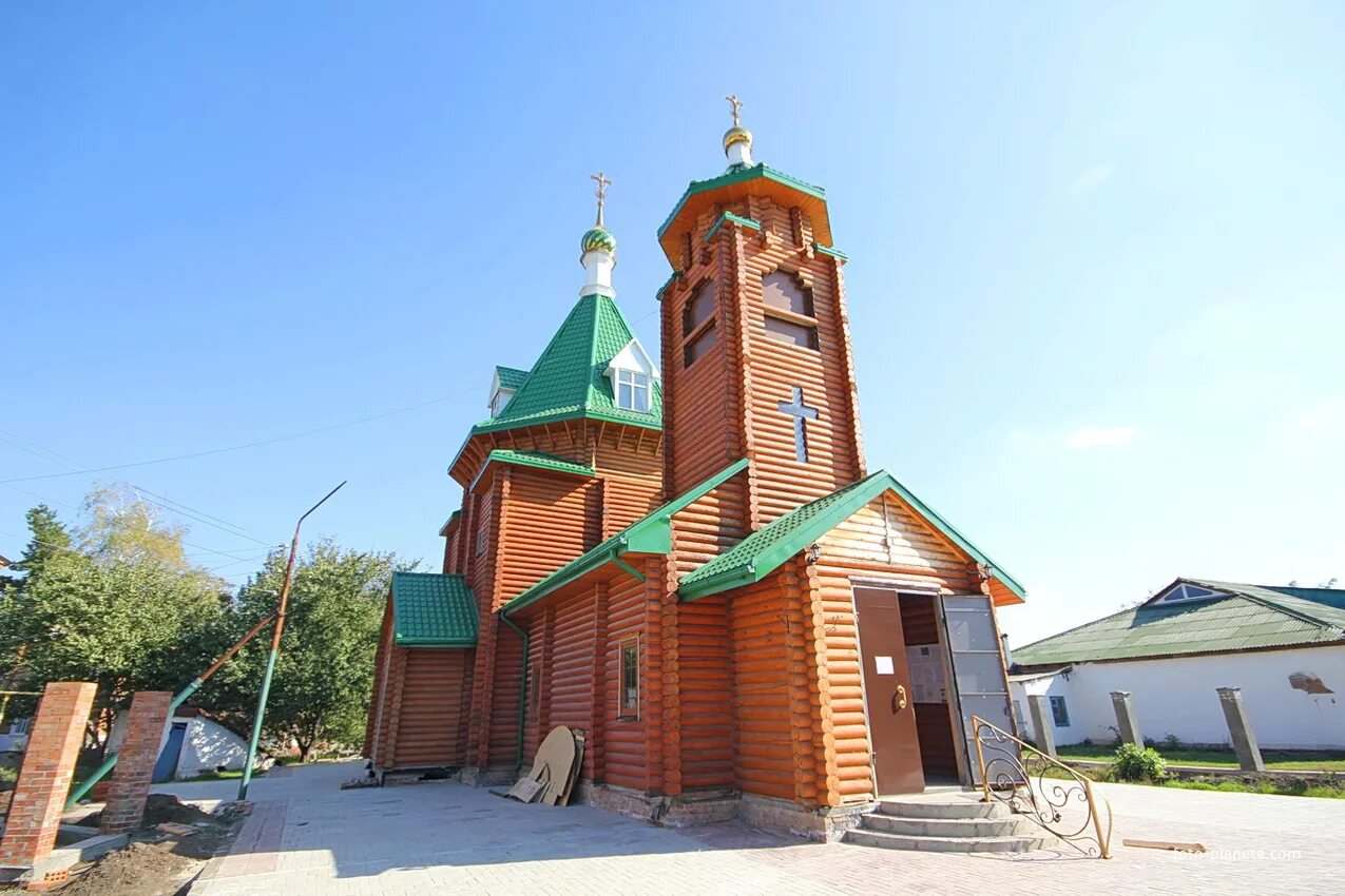 Церковь царственных страстотерпцев батайск. Храм святых царственных страстотерпцев (ижевск). Посёлок красный сад ростовская область. Церковь царственных страстотерпцев батайск. Поселок красный сад ростовская область.
