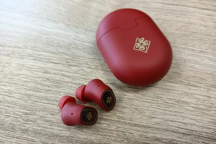 Razor genshin impact. Фатуи genshin impact. Buds pro genshin impact. Poco genshin impact наушники. Poco buds pro genshin impact edition.