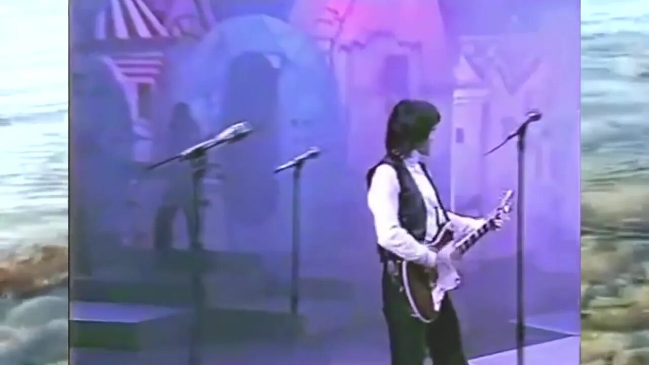 Иволга помню, помню мальчик я босой. Помню помню мальчик я босой. Помню помню мальчик я босой песня. Группа бошетунмай. Слушать песню помню помню мальчиком босым.