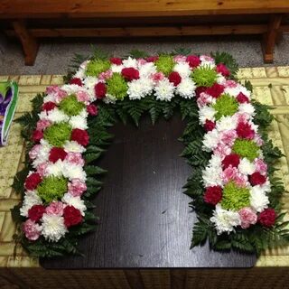 Украшение на икону на букву ц