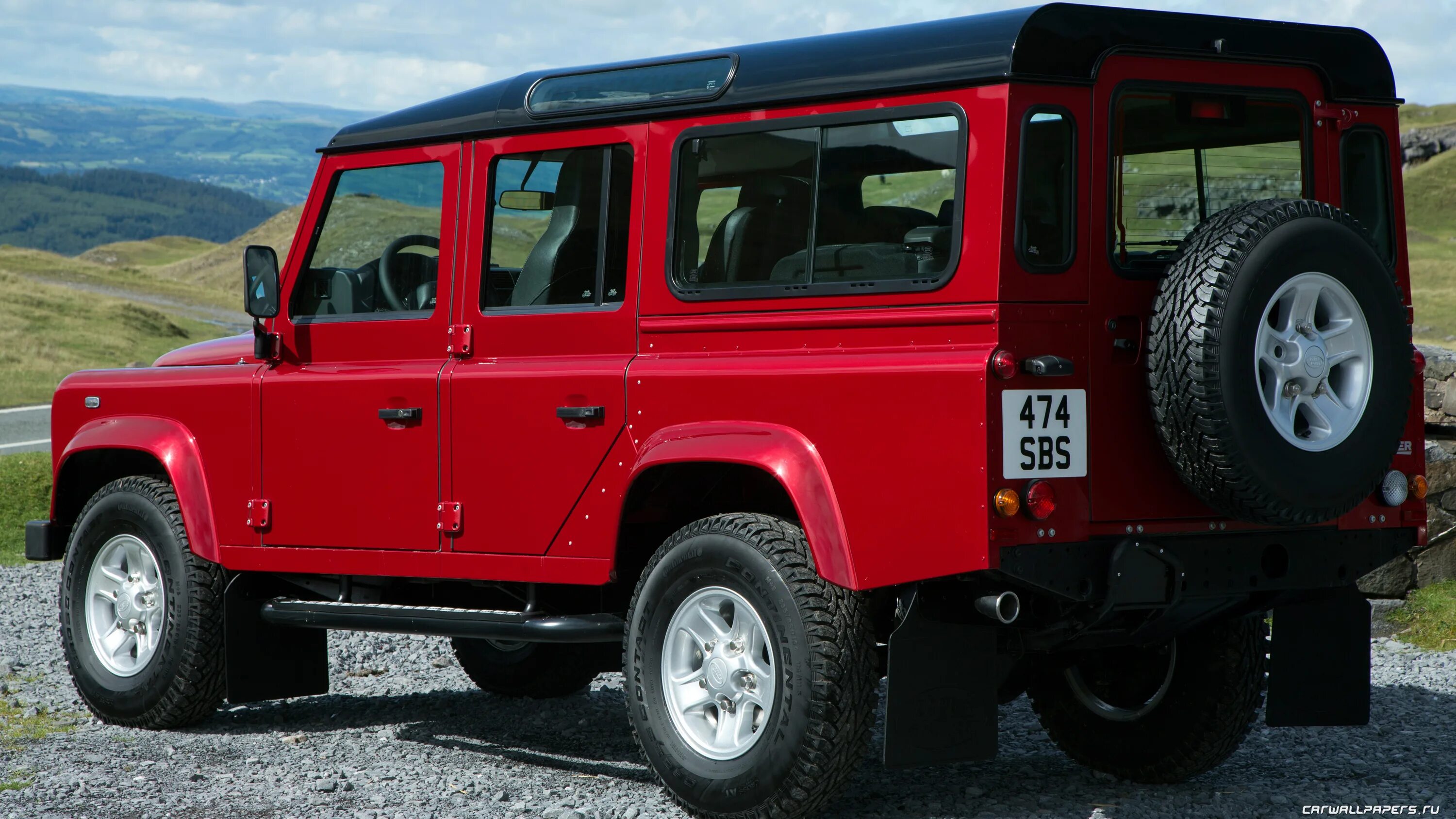 Авто defender. Лэнд Ровер Дефендер. Ленд Ровер Дефендер 1983. Джип ленд Ровер Дефендер. Ленд Ровер Дефендер 2013.