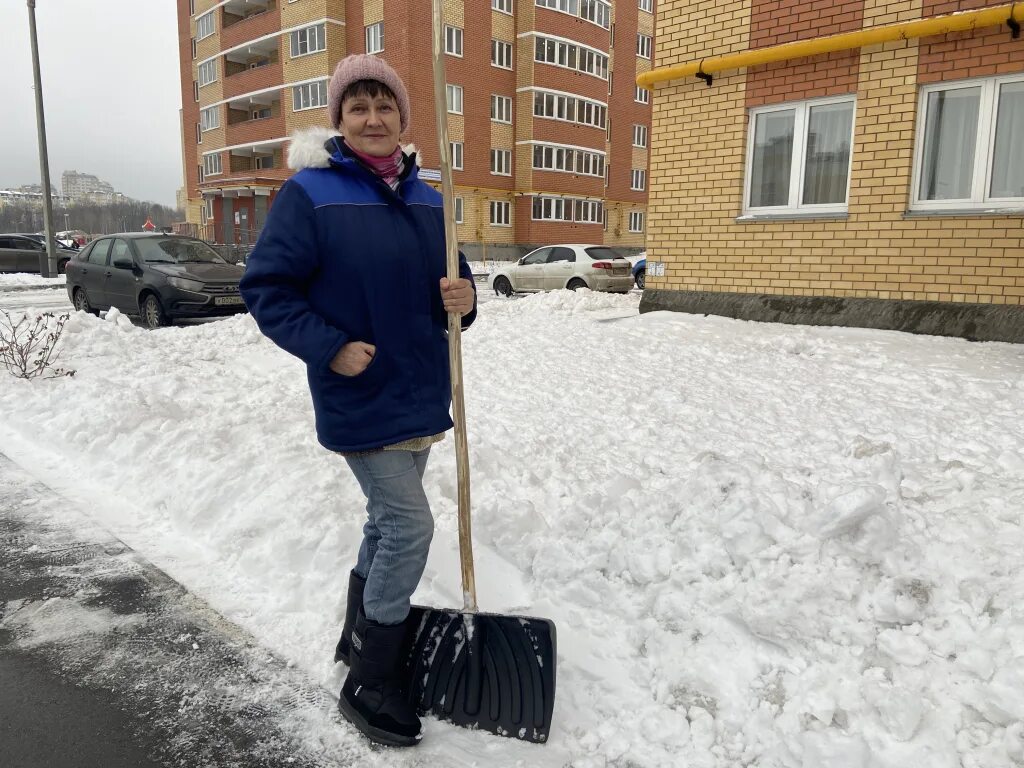 Дворник. Лучший дворник. Дворник года. Женщина дворник. Работа дворником чита