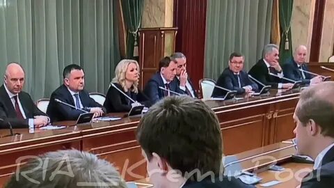 Распущенные правительства