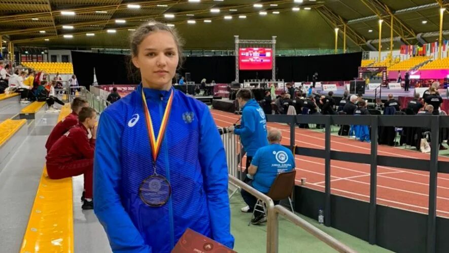 Греко римская борьба чемпионат россии 2021. Арсамаг зассеев. Даурен куруглиев турнир поддубного 2022. Вольная борьба начын куулар. Заурбек сидаков олимпийский чемпион.