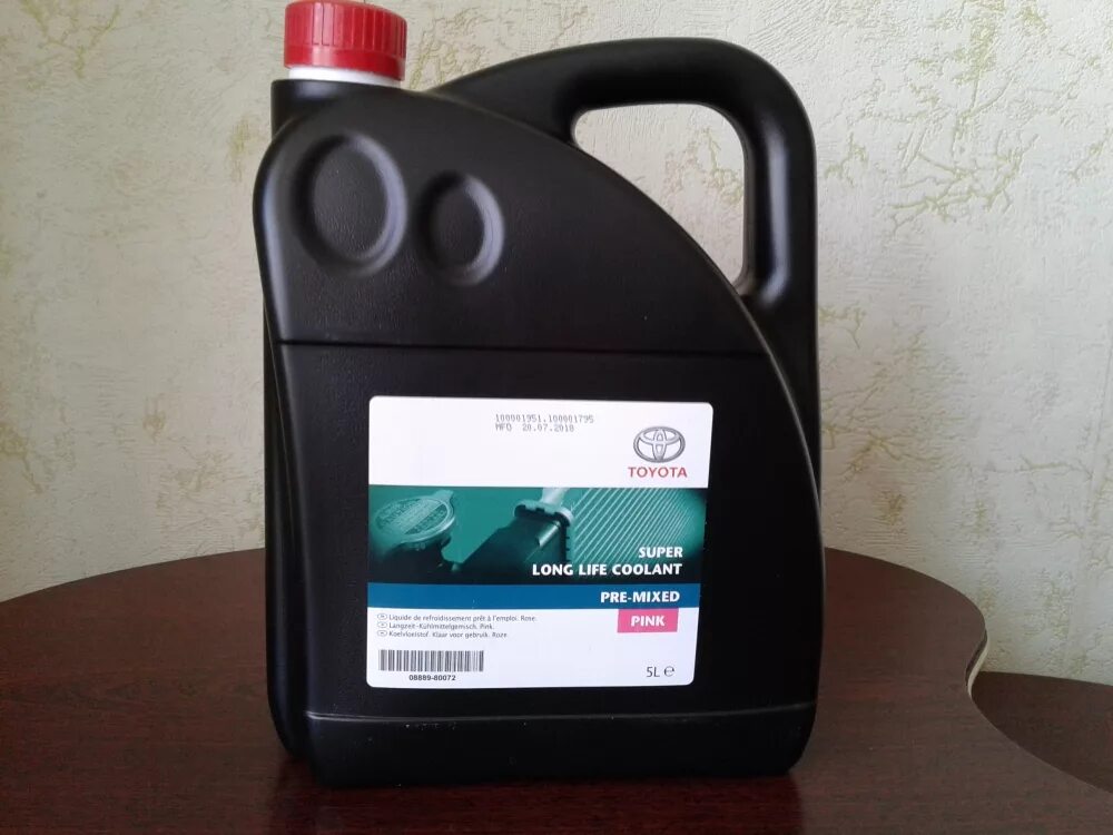 Антифриз toyota long life. Тойота super long Life Coolant. 0888980072 Toyota антифриз. Антифриз Toyota super long Life Coolant. Toyota 08889-80072.