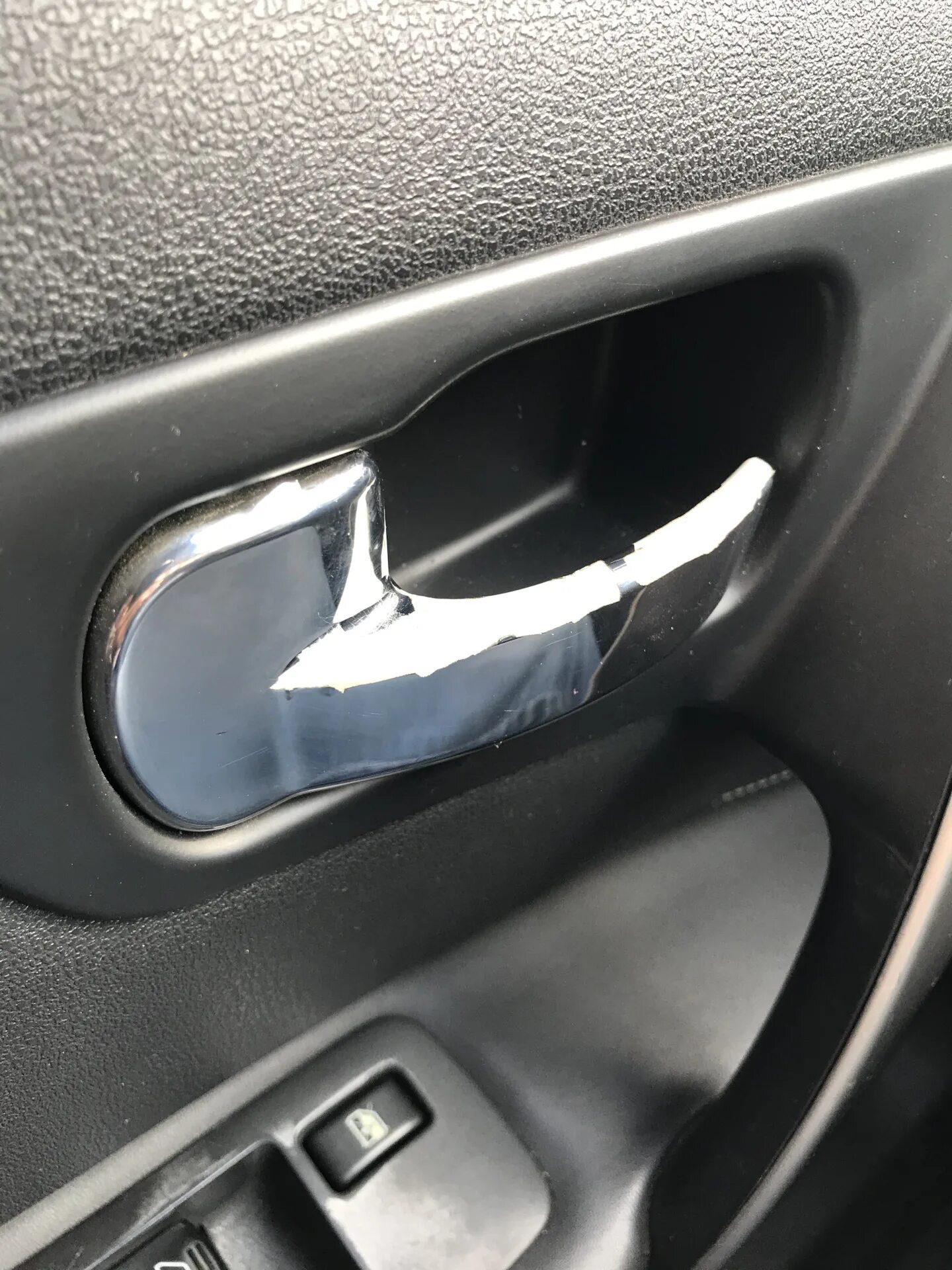 внутренние ручки ниссан кашкай. ниссан кашкай j10 ослабла внутренняя передняя ручка. внутренние ручки двери ниссан кашкай j10. ручка ниссан кашкай. ручка задняя внутренняя соболь.