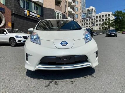Бампер nissan leaf