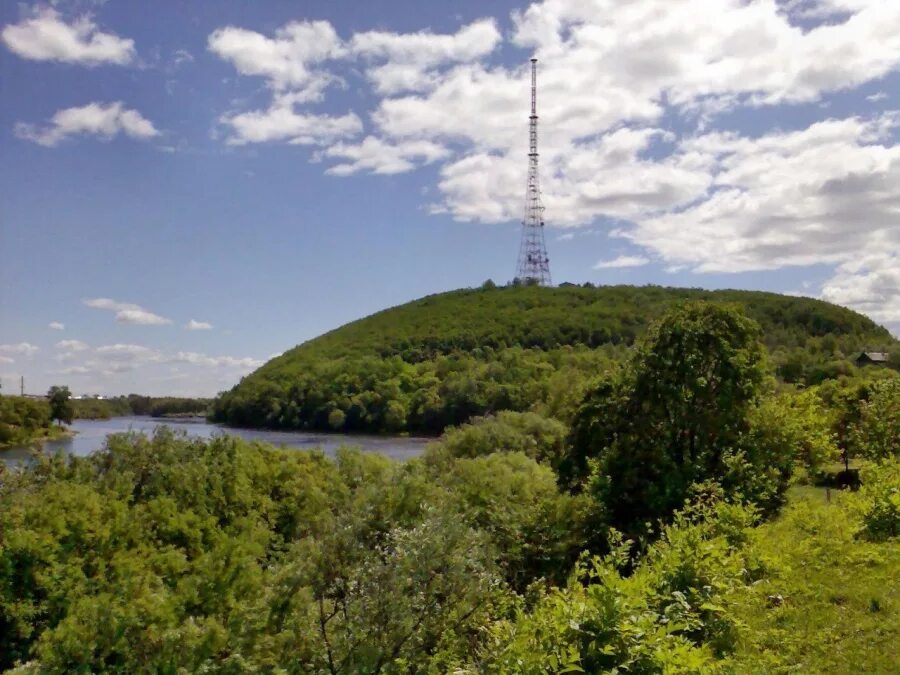 Виды биробиджан сопка. Телевышка биробиджан. Телевышка биробиджан. Биробиджан сопка тихонькая. Биробиджанская телевышка биробиджан.