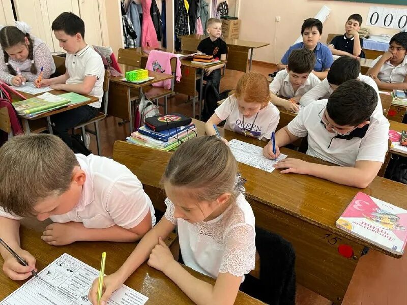 муниципальный этап всероссийской олимпиады школьников 2022-2023. алтайский край краснощёковский район школа номер 1. лидер молодежи. п ключ жизни елецкий район. движения первых школа 3.