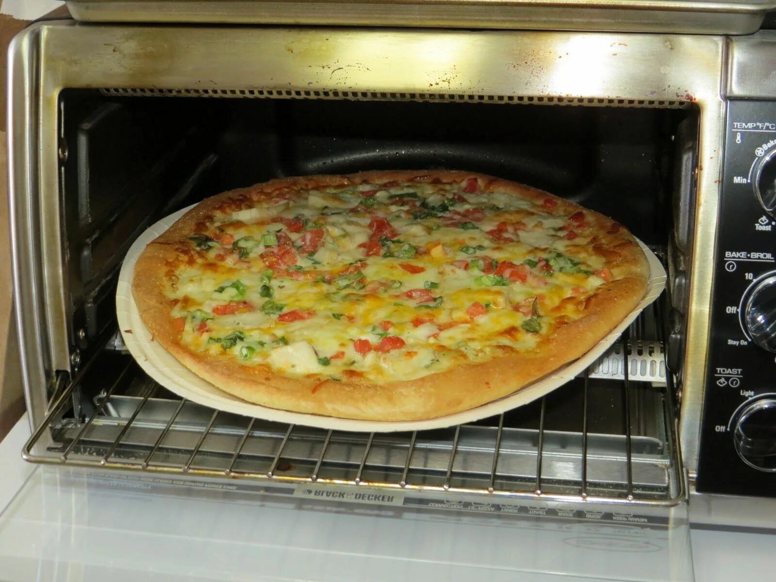 Сколько выпекается пицца. Печь для пиццы. Пицца 12 inch. Печь пицца s35s. Форма для тостеров в духовке.