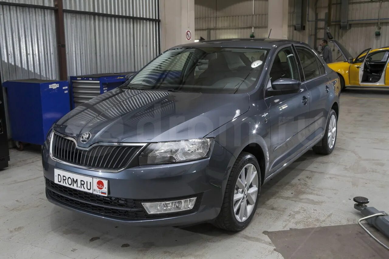 Skoda rapid 1.6 mpi. Skoda rapid 2015 hockey edition. skoda rapid hockey edition 2016. skoda rapid 1.6 at 2015 hockey edition. skoda rapid hockey edition ambition.