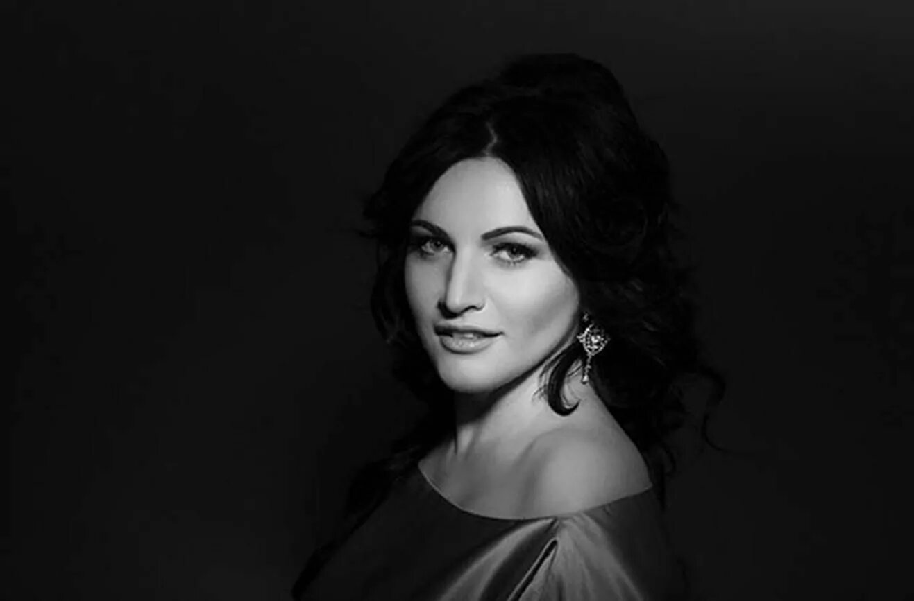 Хибла герзмава оперная певица. Хибла голос. Хибла герзмава. Хибла герзмава и ильдар абдразаков. Хибла леварсовна герзмава.