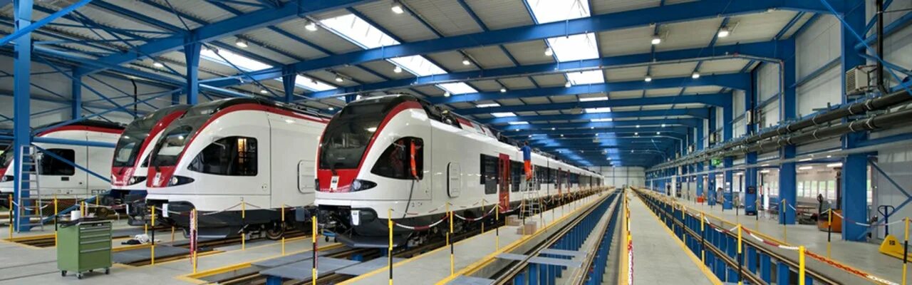 Тверской вагоностроительный завод цех. Железнодорожные вагоны производят в. Жд вагон увз. Грузовой вагон лмз. Жд вагон увз.