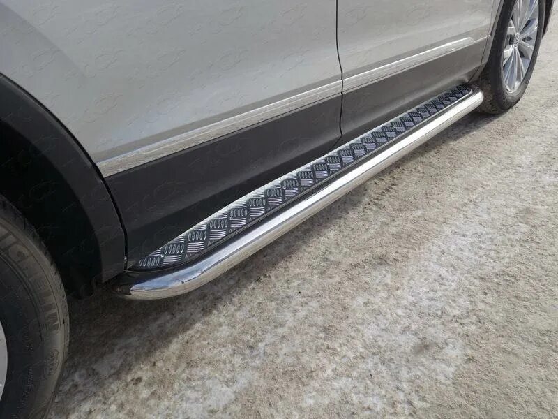 Пороги 17. Пороги фольксваген тигуан 2019. пороги tiguan 2. порог volkswagen tiguan. vw tiguan 2 пороги.