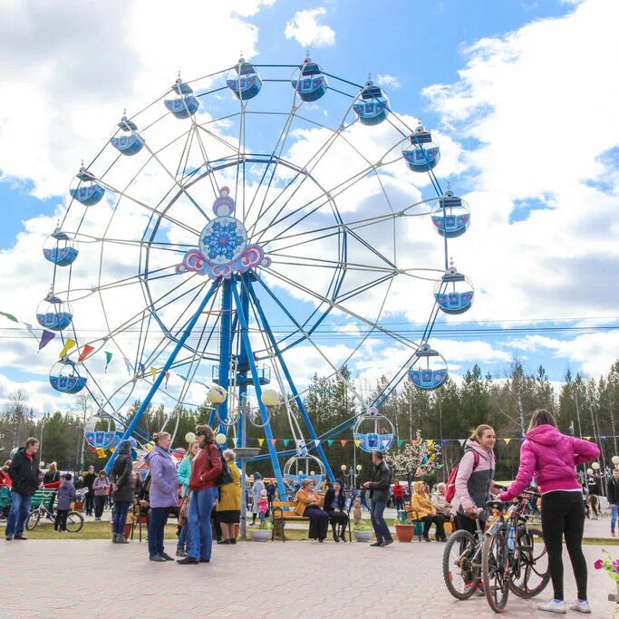 Г советский ханты-мансийский автономный. Стадион юбилейный советский хмао. Стела города советский хмао-югра. Поселок советский ханты-мансийский автономный округ. Ханта мансийский автомный круг город советский.
