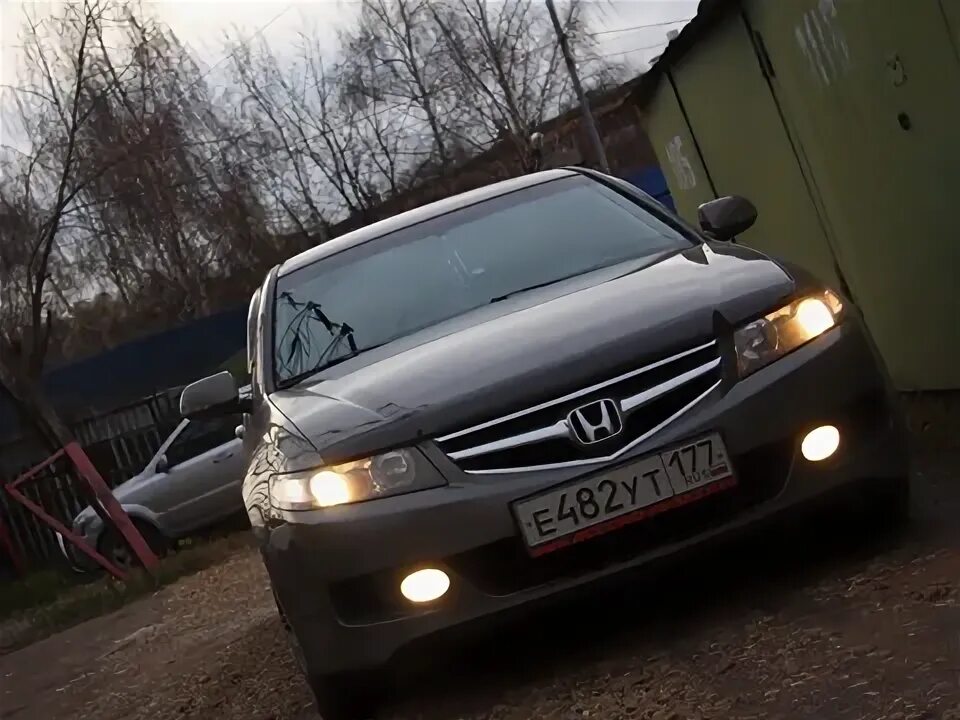 Ксенон honda. Ближний свет ксенон Хонда Аккорд 7. Ксенон оригинал Хонда Аккорд 7. Хонда Аккорд 2009 Ближний ксенон. Accord 7 обслуженный ксенон.