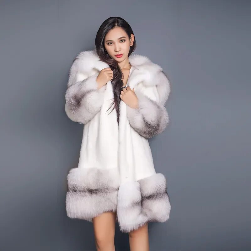 Сколько стоит натуральная шуба. Mink real fur шуба. Шуба Flisily fur. Soulis furs шуба. Белая шуба.