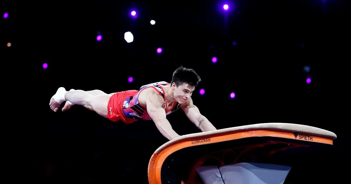 Спортивная гимнастика опорный прыжок. Опорный прыжок видео. Опорный прыжок видео. Опорный прыжок в гимнастике. Цукахара в спортивной гимнастике.