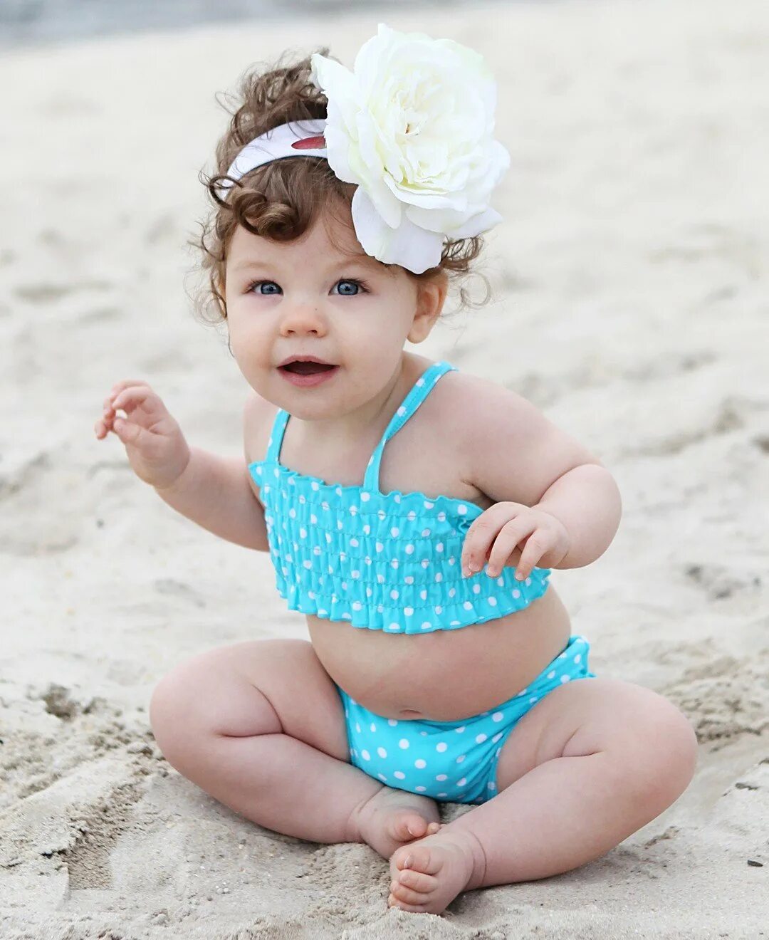 Пухленькие малыши. Пухлые малышки. Пухлые малышки. Смешные дети. Пухленькие детишки.