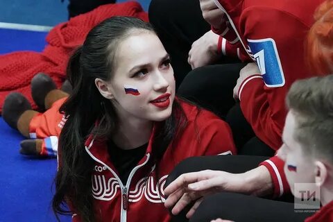 Камилу лишили медали
